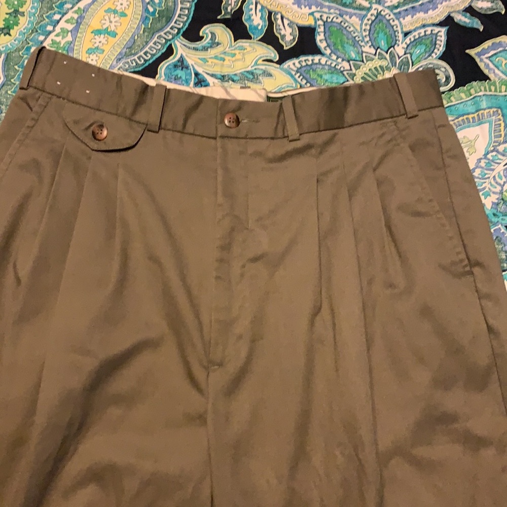 Men’s slacks - Picture 2 of 3